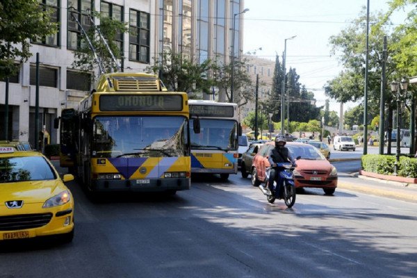 ΜΜΜ: Πώς θα κινηθούν μέχρι την Πρωτομαγιά - Αλλαγές στα δρομολόγια