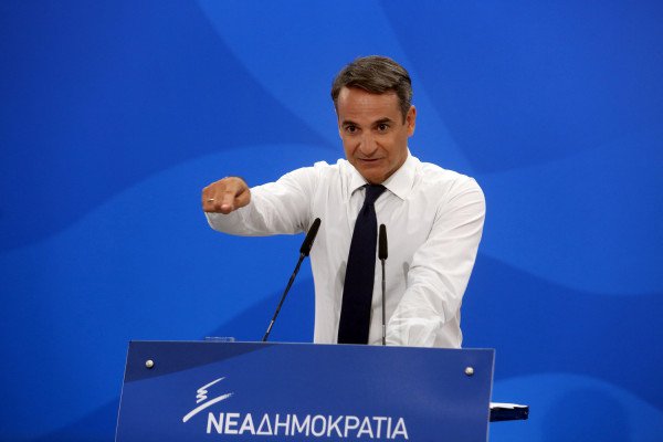 Μητσοτάκης: Δείτε ζωντανά τη συνέντευξη - debate με 10 δημοσιογράφους στον Alpha (live)