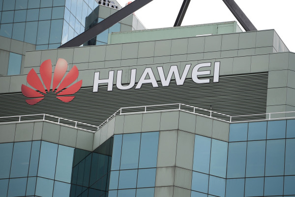 Τεχνικοί της Huawei βοήθησαν σε κατασκοπεία