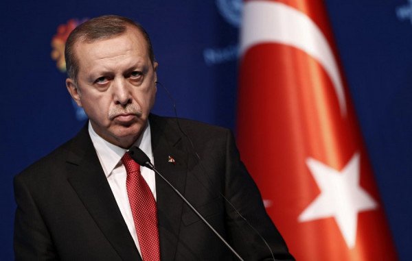 Ερντογάν: Η Τουρκία διαπραγματεύεται και τρίτο γεωτρύπανο